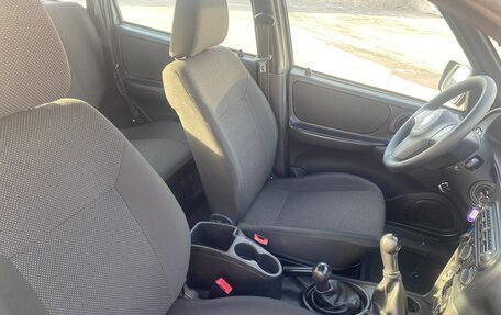Chevrolet Niva I рестайлинг, 2016 год, 650 000 рублей, 8 фотография