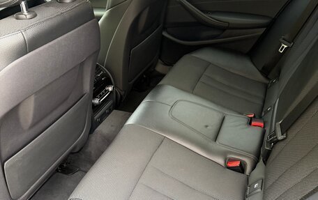 BMW 5 серия, 2018 год, 3 800 000 рублей, 10 фотография