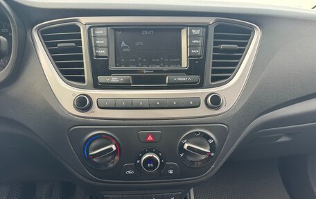 Hyundai Solaris II рестайлинг, 2018 год, 1 116 000 рублей, 13 фотография