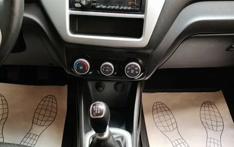 KIA Rio III рестайлинг, 2015 год, 860 000 рублей, 13 фотография