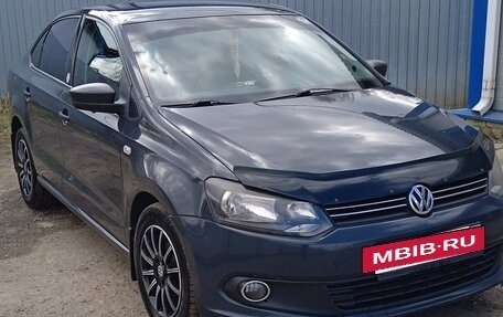 Volkswagen Polo VI (EU Market), 2010 год, 650 000 рублей, 2 фотография