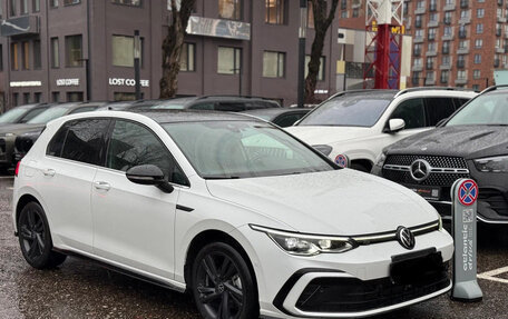 Volkswagen Golf VIII, 2023 год, 1 980 000 рублей, 3 фотография