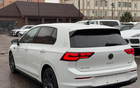 Volkswagen Golf VIII, 2023 год, 1 980 000 рублей, 9 фотография