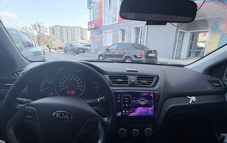 KIA Rio III рестайлинг, 2016 год, 1 100 000 рублей, 2 фотография
