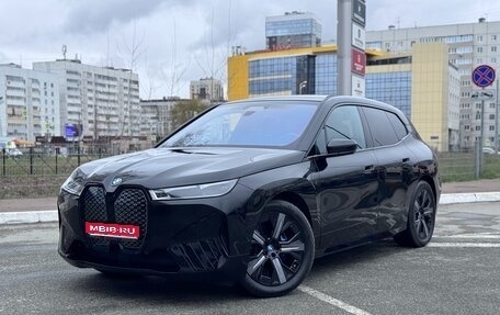 BMW iX, 2022 год, 8 990 000 рублей, 1 фотография