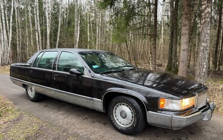 Cadillac Fleetwood II, 1994 год, 1 900 000 рублей, 1 фотография