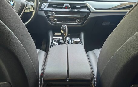 BMW 5 серия, 2020 год, 5 500 000 рублей, 24 фотография