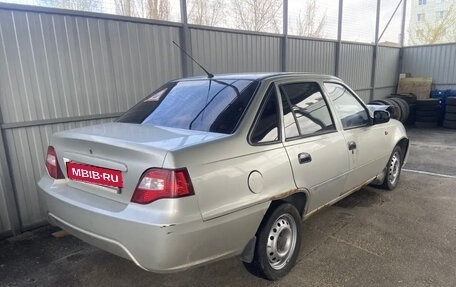 Daewoo Nexia I рестайлинг, 2009 год, 80 000 рублей, 1 фотография