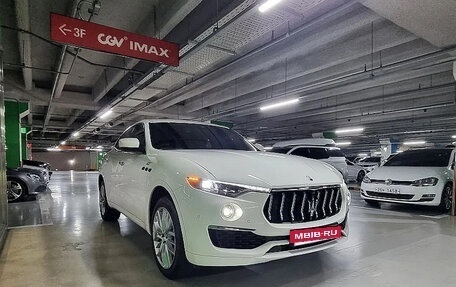 Maserati Levante I, 2022 год, 6 210 000 рублей, 2 фотография