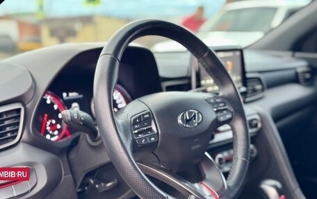 Hyundai Veloster II, 2020 год, 2 550 000 рублей, 9 фотография