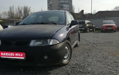 Mitsubishi Carisma I, 1997 год, 195 000 рублей, 3 фотография