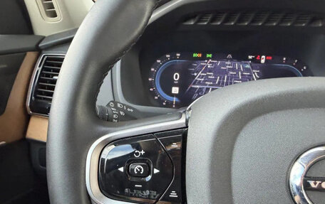 Volvo XC90 II рестайлинг, 2025 год, 7 356 000 рублей, 25 фотография