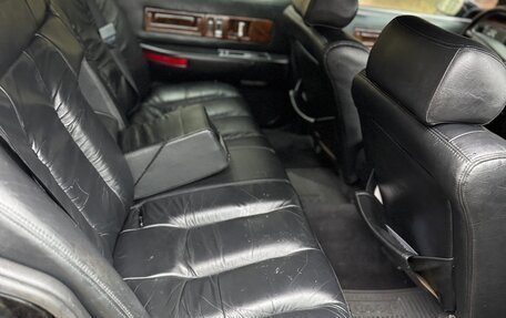 Cadillac Fleetwood II, 1994 год, 1 900 000 рублей, 20 фотография