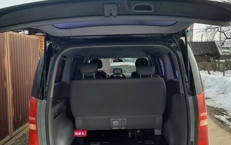 Hyundai Grand Starex Grand Starex I рестайлинг 2, 2012 год, 1 700 000 рублей, 4 фотография