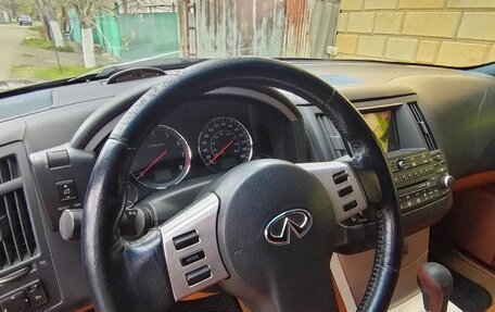 Infiniti FX I, 2003 год, 750 000 рублей, 16 фотография