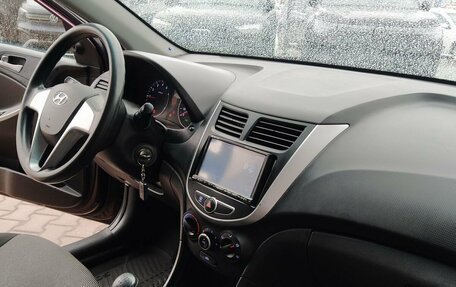 Hyundai Solaris II рестайлинг, 2012 год, 749 000 рублей, 9 фотография