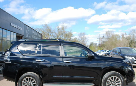 Toyota Land Cruiser Prado 150 рестайлинг 2, 2017 год, 4 580 000 рублей, 7 фотография