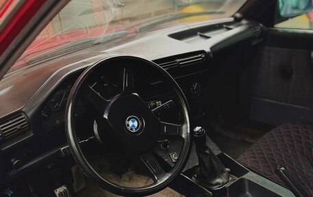 BMW 3 серия, 1984 год, 160 000 рублей, 4 фотография