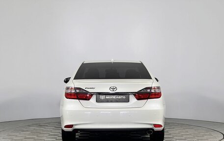 Toyota Camry, 2017 год, 2 170 000 рублей, 6 фотография