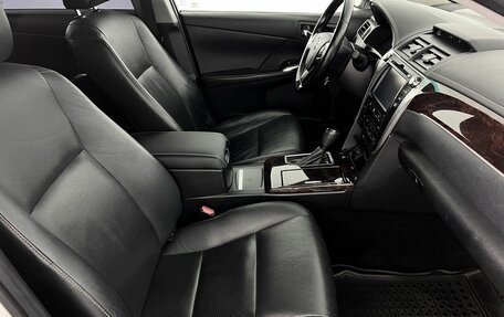 Toyota Camry, 2017 год, 2 170 000 рублей, 12 фотография