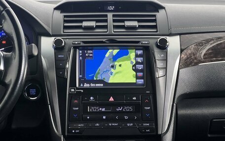 Toyota Camry, 2017 год, 2 170 000 рублей, 15 фотография