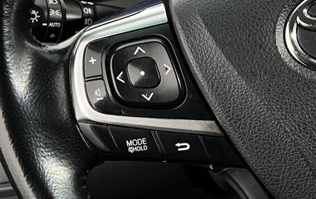 Toyota Camry, 2017 год, 2 170 000 рублей, 18 фотография