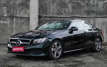 Mercedes-Benz E-Класс, 2018 год, 4 000 000 рублей, 1 фотография