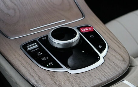 Mercedes-Benz E-Класс, 2018 год, 4 000 000 рублей, 20 фотография