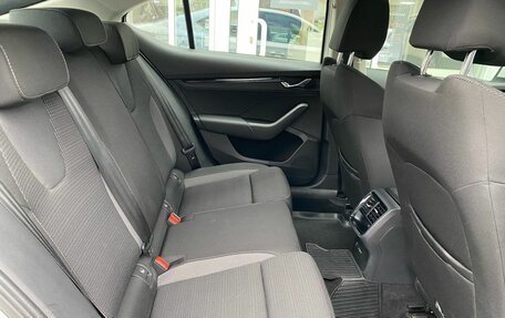 Skoda Octavia IV, 2021 год, 2 399 000 рублей, 15 фотография