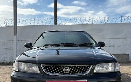 Nissan Sunny B15, 2000 год, 298 000 рублей, 1 фотография