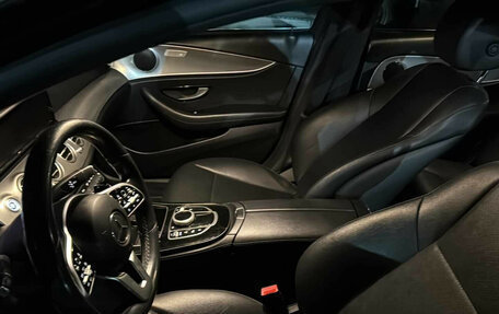 Mercedes-Benz E-Класс, 2019 год, 2 370 000 рублей, 7 фотография