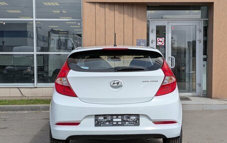 Hyundai Solaris II рестайлинг, 2015 год, 1 100 000 рублей, 5 фотография