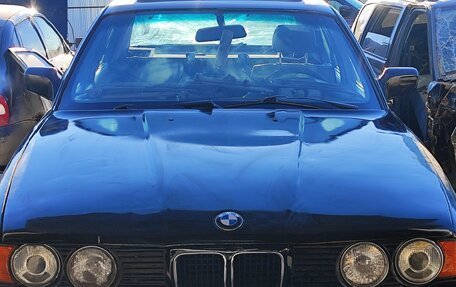 BMW 5 серия, 1988 год, 230 000 рублей, 7 фотография