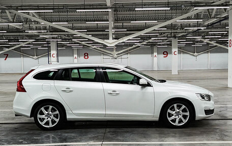 Volvo V60 I, 2014 год, 1 370 000 рублей, 8 фотография