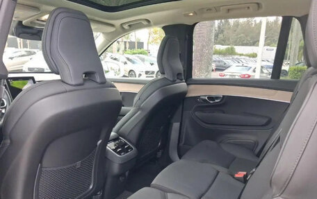 Volvo XC90 II рестайлинг, 2025 год, 7 301 894 рублей, 5 фотография