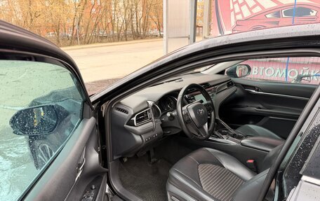 Toyota Camry, 2019 год, 2 050 000 рублей, 11 фотография