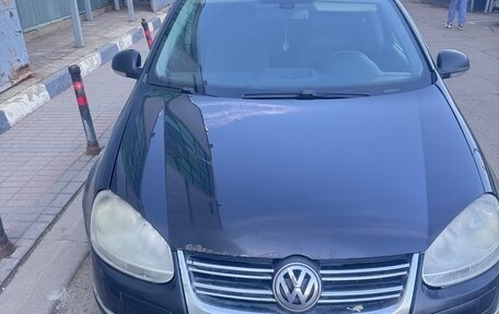 Volkswagen Jetta VI, 2006 год, 360 000 рублей, 2 фотография