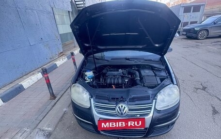 Volkswagen Jetta VI, 2006 год, 360 000 рублей, 18 фотография