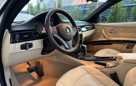 BMW 3 серия, 2009 год, 1 990 000 рублей, 13 фотография