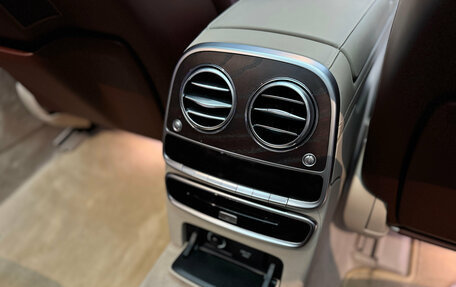 Mercedes-Benz S-Класс, 2018 год, 5 300 000 рублей, 32 фотография