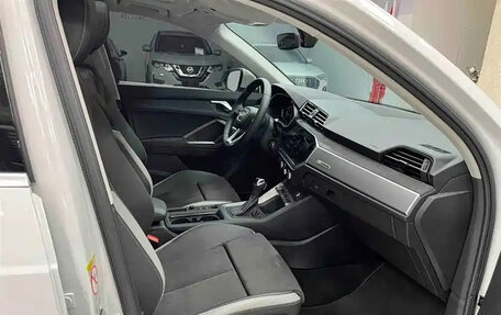 Audi Q3, 2022 год, 1 747 000 рублей, 9 фотография