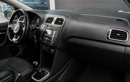 Volkswagen Polo VI (EU Market), 2019 год, 1 000 000 рублей, 7 фотография