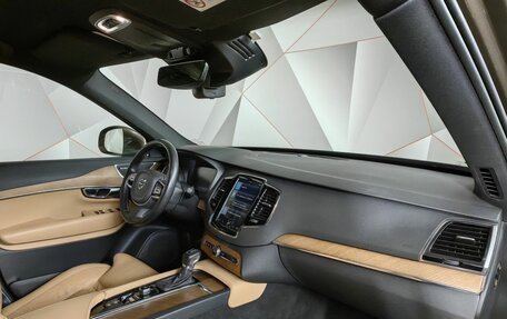 Volvo XC90 II рестайлинг, 2017 год, 3 900 000 рублей, 13 фотография