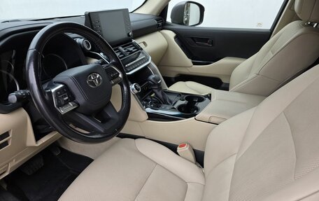 Toyota Land Cruiser, 2021 год, 8 500 000 рублей, 9 фотография