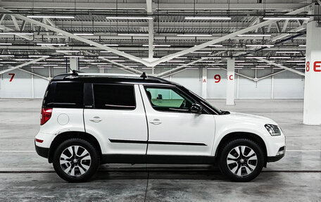 Skoda Yeti I рестайлинг, 2015 год, 1 500 000 рублей, 8 фотография