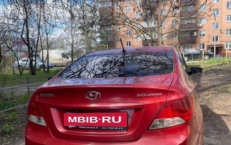 Hyundai Solaris II рестайлинг, 2011 год, 800 000 рублей, 3 фотография