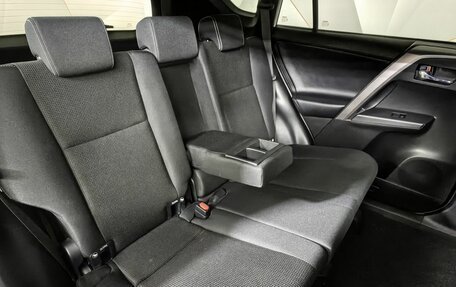 Toyota RAV4, 2019 год, 3 385 000 рублей, 17 фотография