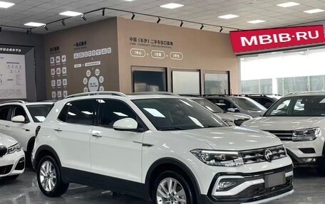 Volkswagen T-Cross I, 2023 год, 1 620 000 рублей, 3 фотография