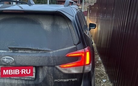 Subaru Forester, 2018 год, 2 400 000 рублей, 5 фотография