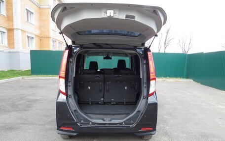 Toyota Roomy I, 2017 год, 1 199 000 рублей, 18 фотография